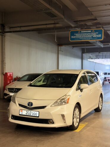 Toyota: Toyota Prius: 2013 г., 1.8 л, Вариатор, Гибрид, Минивэн — 1