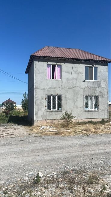 срочно продаю дом в бишкеке: Дом, 90 м², 4 комнаты, Риэлтор