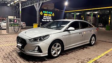 spark ltz: Hyundai Sonata: 2021 г., Седан — 1