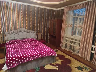 долгосрочные квартира: 35 м², С мебелью