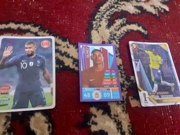 Kolleksiya kartları: Futbol kolleksiya kartları dəsti - Müxtəlif dizaynlarda, rəngli və — 2