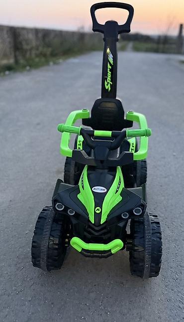 Guralice za bebe: Dečiji guralica–kvad sa ručkom za guranje - Sportski dizajn u — 5