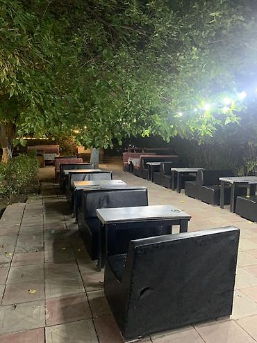 Sifarişlə restoran mebeli: Skameykalar ilə, Dördbucaq masa, 4 nəfər — 7