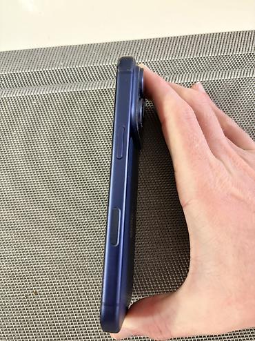 fold 3: IPhone 16 Pro, Б/у, 256 ГБ, Pacific Blue, Защитное стекло, Чехол, 100 % — 3