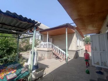 недостроенные дома в бишкеке: Үй, 100 кв. м, 3 бөлмө, Менчик ээси, Эски ремонт