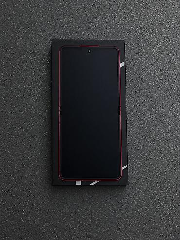 samsung 26: Samsung Galaxy Z Flip7, rəng - Qırmızı — 3