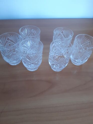 купить хрустальные рюмки: Набор резных хрустальных стопок (6 шт.) - Материал: прозрачное стекло