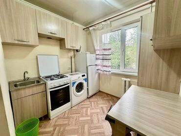 Продажа квартир: 2 комнаты, 43 м², 104 серия, 3 этаж, Косметический ремонт