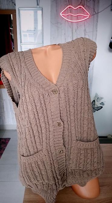 pull and bear dzemperi: Ženki prsluci pamuk vuna vel. M. L. Xl. 2xl. 3xl 
cena 699din 💋 — 3