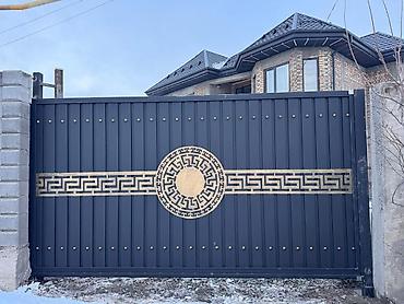 красска ворот: Откатные металлические ворота с декоративной вставкой. - Полотно — 1