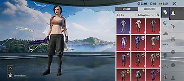 PUBG Mobile hesabı – yüksək səviyyəli kosmetikalar və nailiyyətlərlə
