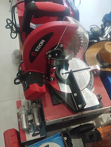 kunc kesen: Yeni Uqlorez, 1800 W, 255 mm — 3
