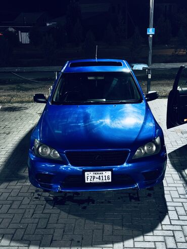 Lexus: Lexus IS: 2001 г., 2 л, Автомат, Газ, Седан
