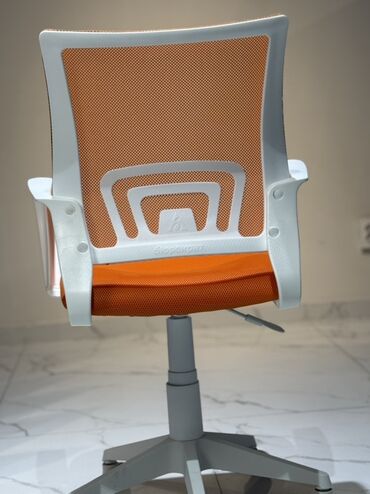 Офисные кресла: Офисное кресло, Новый, С колесиками, цвет - Розовый, В рассрочку, Бесплатная доставка — 32