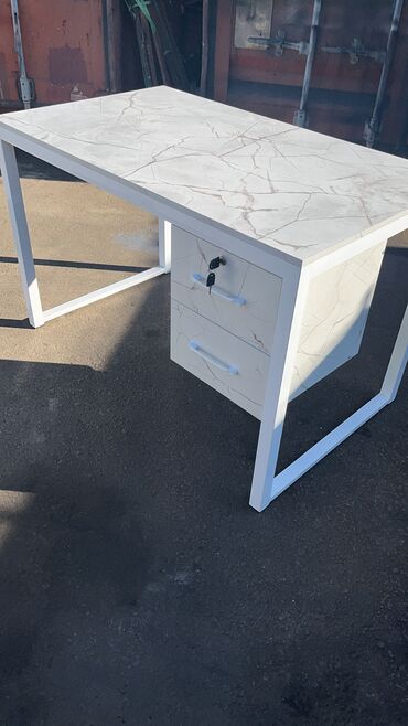 Компьютерные столы: Компьютерный стол, Новый, С полками at lalafo.kg — 72 Компьютерные столы: Компьютерный стол, Новый, С полками — 72