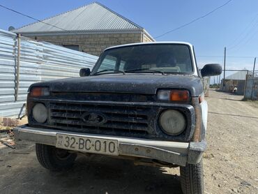 VAZ (LADA): VAZ (LADA) 4x4 Niva: 1.6 l | 1983 il 1 km Ofrouder/SUV