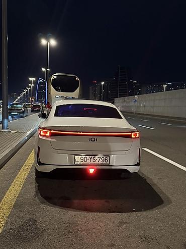 tesla qapı: Tesla : 1.5 l | 2025 il 75000 km Sedan — 5