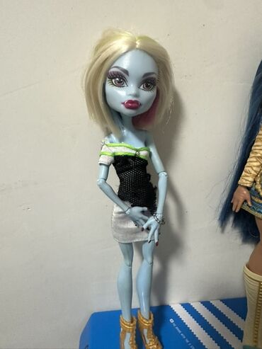 Игрушки: Кукла Monster High Ghoulia Yelps. - Оригинальная шарнирная кукла с