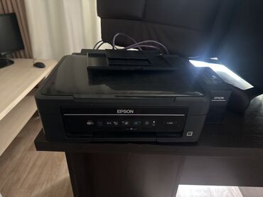 Принтеры: Многофункциональный струйный принтер Epson. Подходит для печати