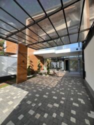 переносной дом бишкек: Таунхаус, 200 м², 7 комнат, Собственник, ПСО (под самоотделку)