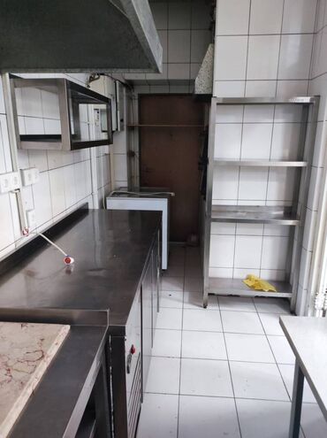 Restoran, kafelər: Nərimanovda montində yol kənarı,1 sot həyət sahəsi sahəsi 70 kv/m — 4