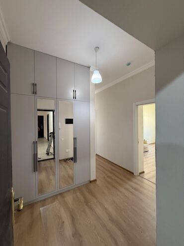 Uzunmüddətli kirayə mənzillər: Sumqayıt şəhəri bulvarı mida 4 otaq 16/8 çi mertebesi denize — 13