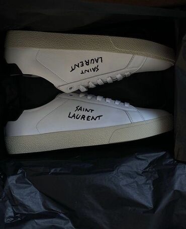 резиновая обувь: Кеды SAINT LAURENT продают потому что не подошёл размер идеальный