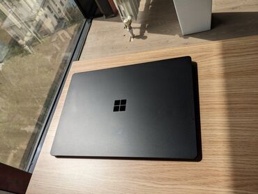 сумки для ноутбуков бишкек: Ноутбук, Microsoft Surface, 8 ГБ ОЗУ, Intel Core i5, 13.5 ", Б/у, память SSD
