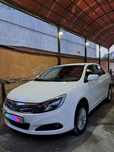 BYD: Автомобиль BYD e5 белого цвета. Запас хода 405 км. Батареи 🔋 полностью