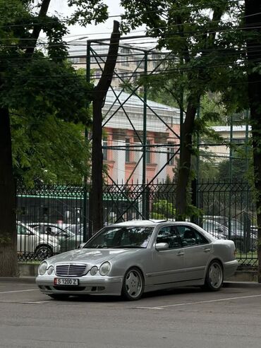 домкрат 210: Mercedes-Benz E 430: 2000 г., 4.3 л, Автомат, Бензин, Седан