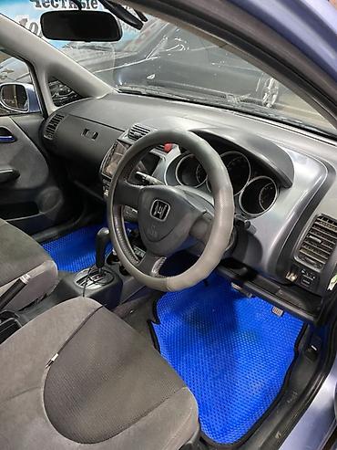 кирг щелк: Honda Fit: 2001 г., 1.3 л, Автомат, Бензин, Хэтчбэк — 3
