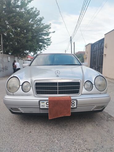 запчасти мерседес w211: Mercedes-Benz E 230: 2.3 l | 1995 il Sedan