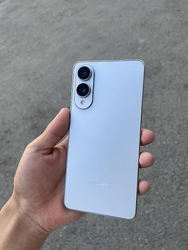 galaxy 6: Samsung Galaxy S25 Edge, Б/у, 256 ГБ, цвет - Белый, 2 SIM — 1