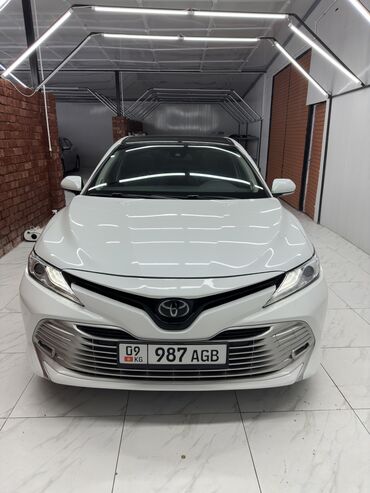 corolla runx: Toyota Camry: 2018 г., 2.5 л, Автомат, Бензин, Седан