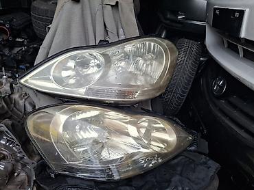 Пара передних фар для автомобиля ТАЙОТА ИПСУМ АВЕНСИС - Тип