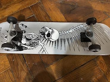Скейтборды: Skateboard – tam komplekt - Gövdə: İki tərəfi qaldırılmış klassik — 2
