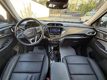 жугили сатам: Chevrolet Trailblazer: 2022 г., 1.3 л, Автомат, Бензин, Кроссовер — 5