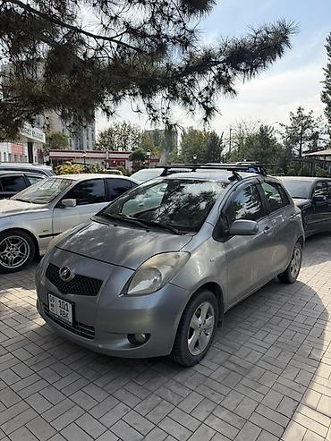 Toyota Yaris: 2008 г., 1.3 л, Автомат, Бензин, Хэтчбэк