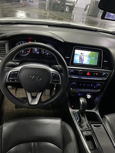 Hyundai: Hyundai Sonata: 2018 г., 2 л, Автомат, Газ, Седан — 8