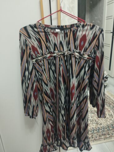 Отдам даром: Вещи на девочку 10-12 лет в хорошем состоянии обмен на продукты либо — 13