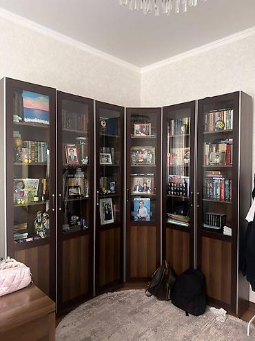 камод для зала: Книжный шкаф, Б/у, ЛДСП — 1