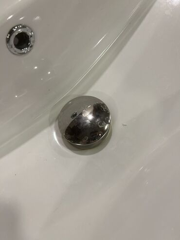 Dolablar: Açılan, 2 qapılı Düz dolab — 6