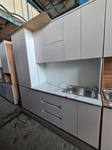 Кухонные гарнитуры: Кухонный гарнитур, Новый, цвет - Белый, ДСП, Бесплатная доставка — 6