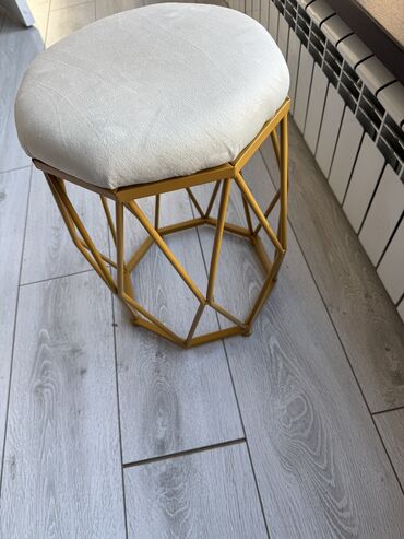 Пуфики: Повторно поступили стул пуфики,,,качество очень высокая,,,ткань — 2