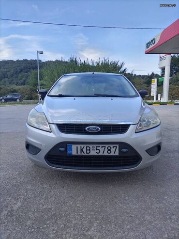 Ford Focus: 1.4 l | 2008 year 176000 km. Hatchback