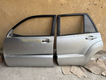 Двери и комплектующие: Дверь Комплект Toyota, Б/у, Оригинал