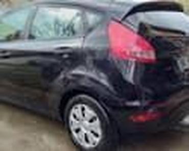 Glave motora: POKLOPAC REZERVOARA ZA FORD FIESTA OD 2002. DO 2013. GOD. | — 12
