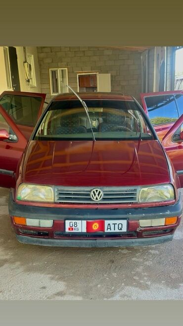купить авто мерседес с класса: Volkswagen Vento: 1993 г., 1.8 л, Механика, Газ, Седан