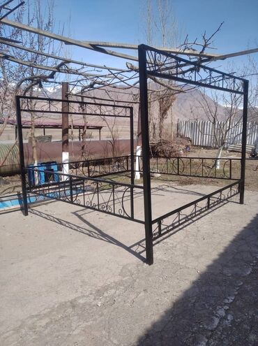 Другой домашний декор: Топчан . есть доставка в Бишкек. новые качественные ручная работа