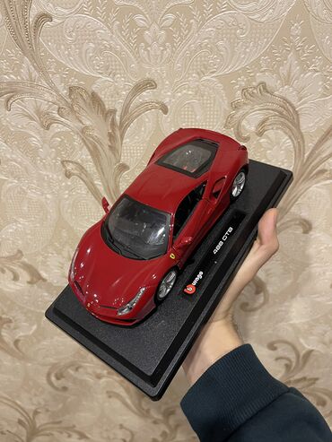 Avtomobil modelləri: Ferrari, 2025 il, 1:24, Dəmir, Ödənişli çatdırılma, Rayonlara çatdırılma, Ünvandan götürmə — 2